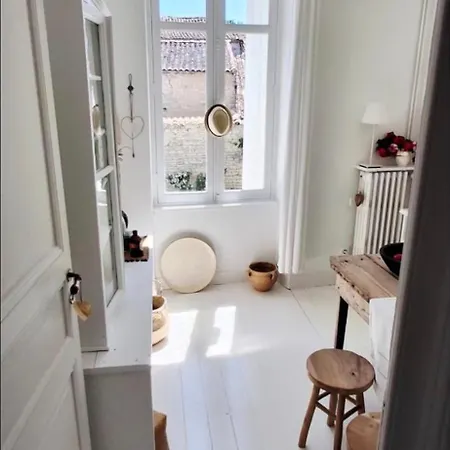 La Maison Ananda ベッド・アンド・ブレックファスト Aigre